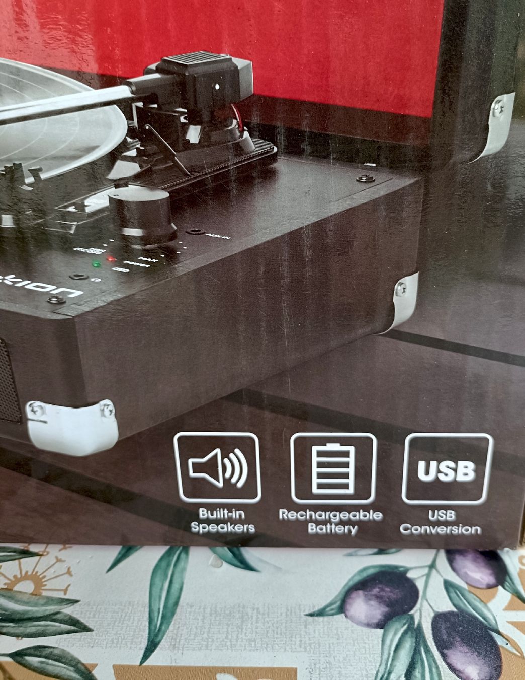 Tourne-disques: ION Vinyl Motion Portable Suitcase Turntable – Neuf (Voir description) à Lostallo par cha_lx5j 2