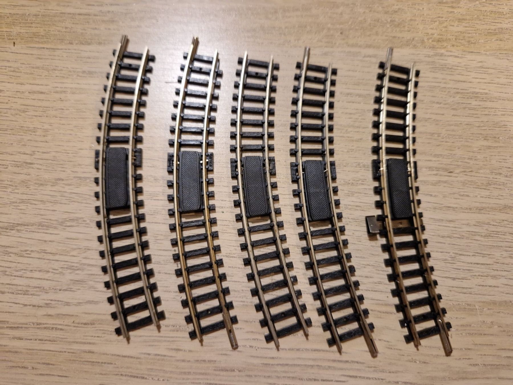 Trix Modellini di ferrovie: Minitrix 5 x 4972 Anschlussgleis – Usato da St-Aubin-Sauges venduto da tantome
