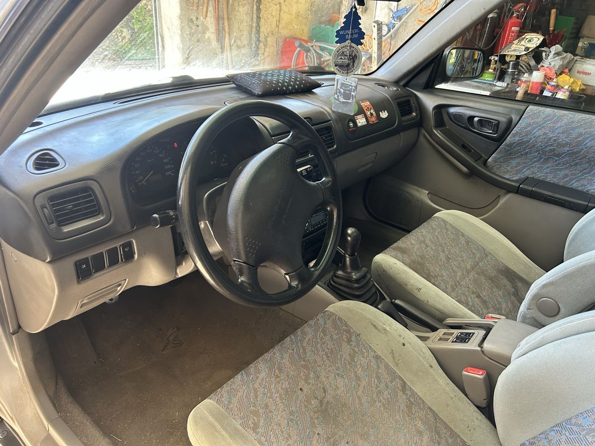 Subaru Automobili: Subaru Forester 2.0 AWD – Difettoso da Walchwil venduto da Gudler 9