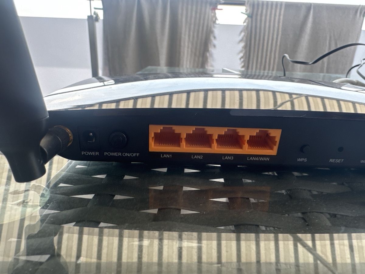 TP-Link Modems & Routeurs: TP-Link Router Modell TL-MR6400 gebraucht mit Netzteil – D'occasion à Niedergösgen par bek_w6hm 2