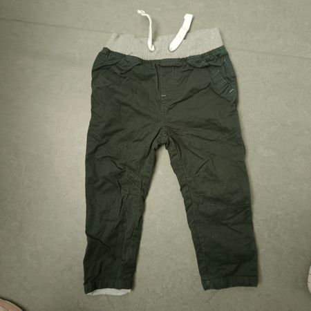 Hose Grösse 86
