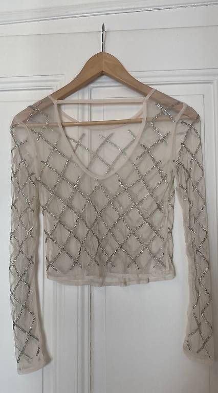 Top: Crop top de lumière  – Usato da Genève venduto da cel_zk6m 2