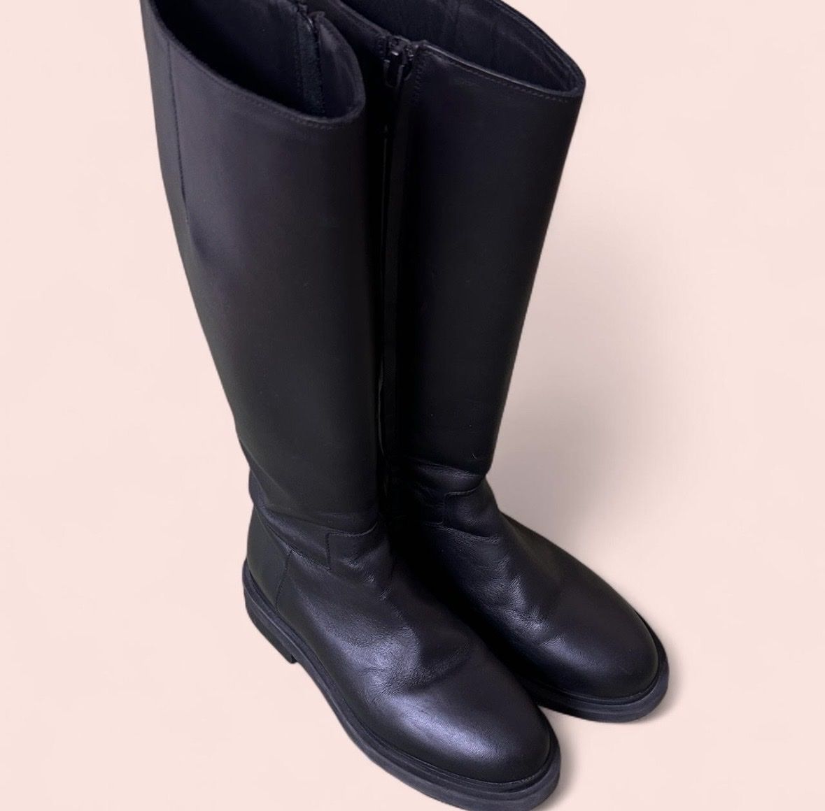 Cos Damenschuhe: Echtleder Stiefel Herbst/Winter – Gebraucht aus Zürich von stu_g8dx