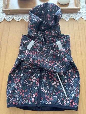 Blumen Softshell Jacke, Gr. 98.Top Zustand für den Frühling
