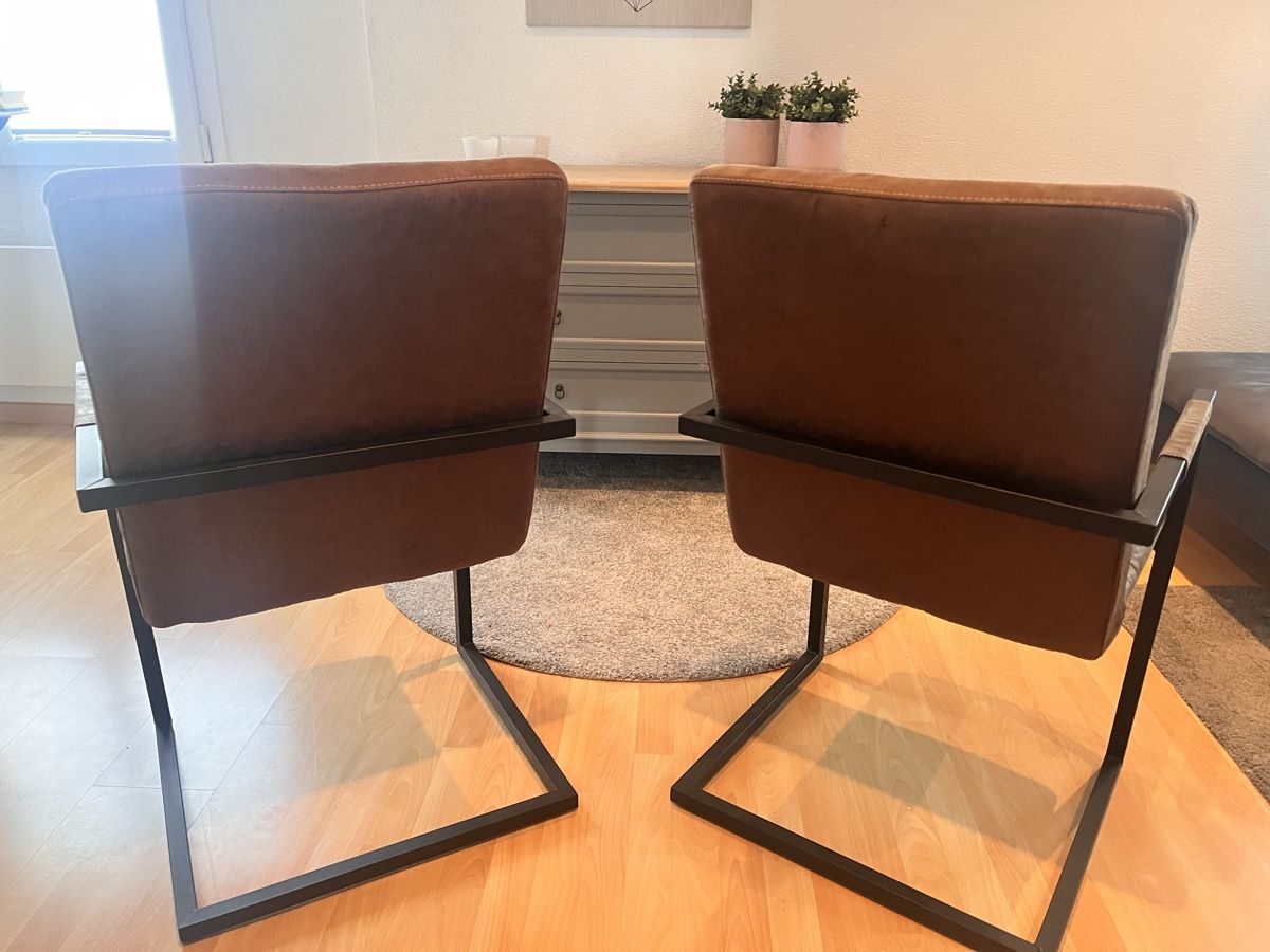 Sedie: 2 Esszimmerstühle braun Metallgestell Lederoptik – Usato da Kägiswil venduto da Jen88 2