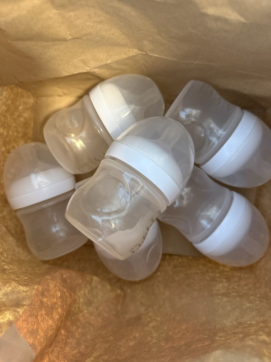 Avent Baby-Mahlzeiten: Babyflaschen Philips Avent 6 Stk. – Neu (gemäss Beschreibung) aus Zürich von hel_dl5c