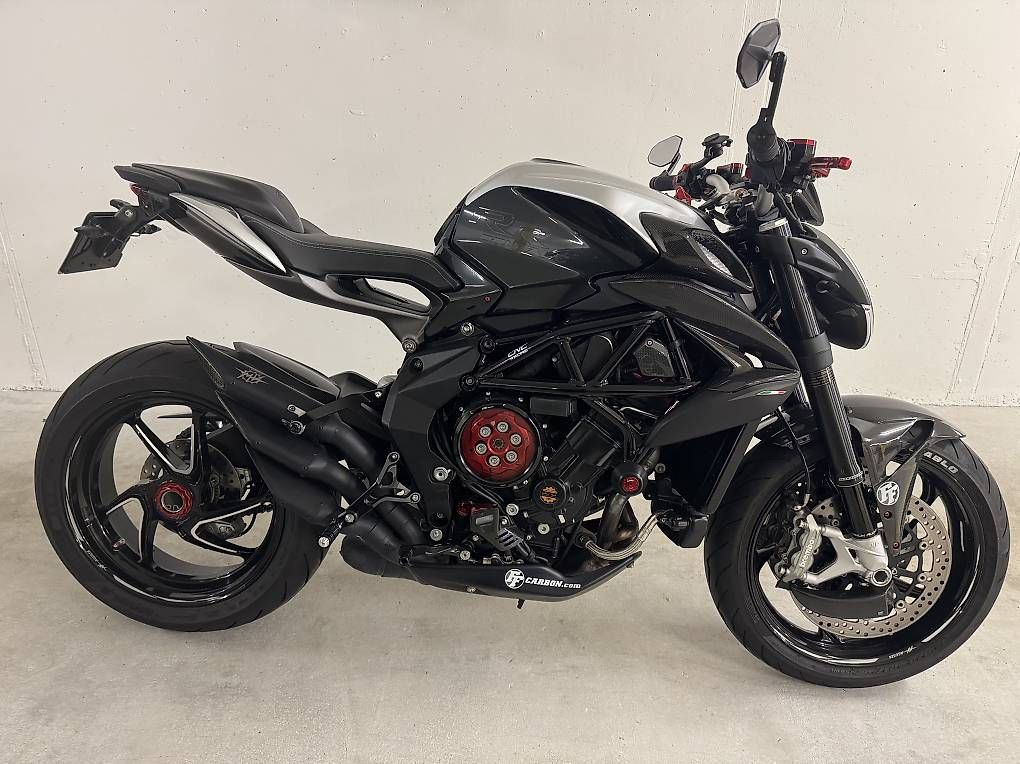 Strada: MV Agusta Brutale 800RR – Usato da Illnau venduto da Dejm