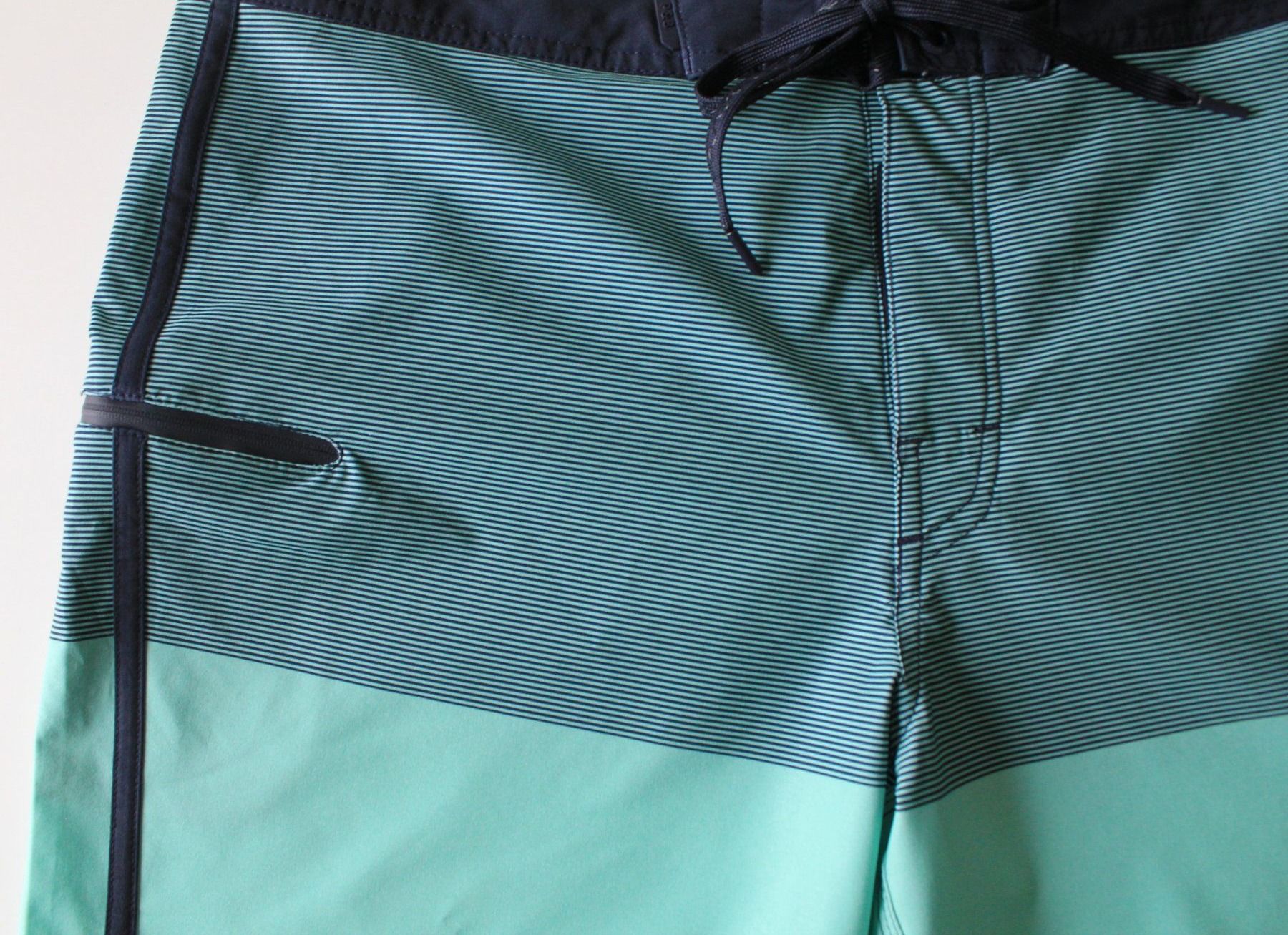 Costumi da bagno: Maillot de bain / Badehose PULL & BEAR   t. 46 – Usato da Peseux venduto da Gilloss 2