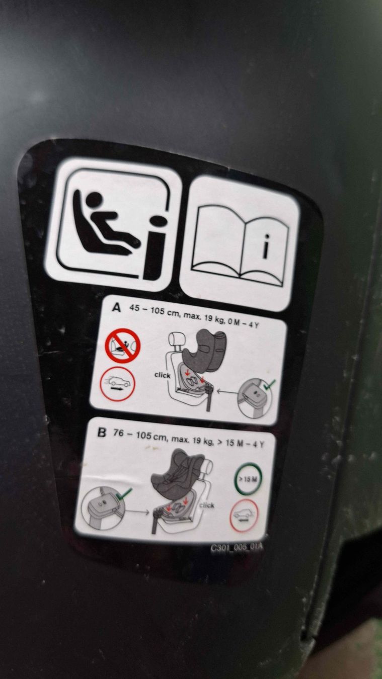 Cybex Seggiolini per auto: Cybex Sirona M2 i-Size Base und Kindersitz – Usato da Oberuzwil venduto da enduristo 5