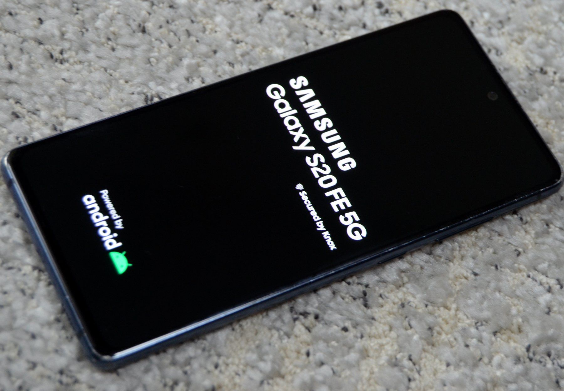 Samsung Handys / Smartphones: Samsung Galaxy S20 FE 128Gb – Gebraucht aus Collonges von arashee 2