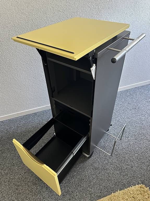 Armoires: 2 armoires de rangement verrouillable mobile – D'occasion à Wettingen par Violete01 2