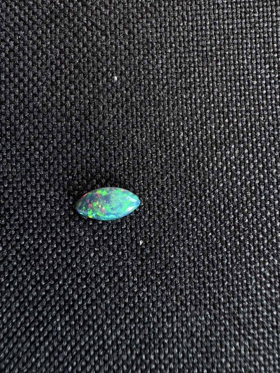 Pietre preziose: Black Opal 0.65ct – Nuovo e nell'imballaggio originale da Wängi venduto da Horus90 1