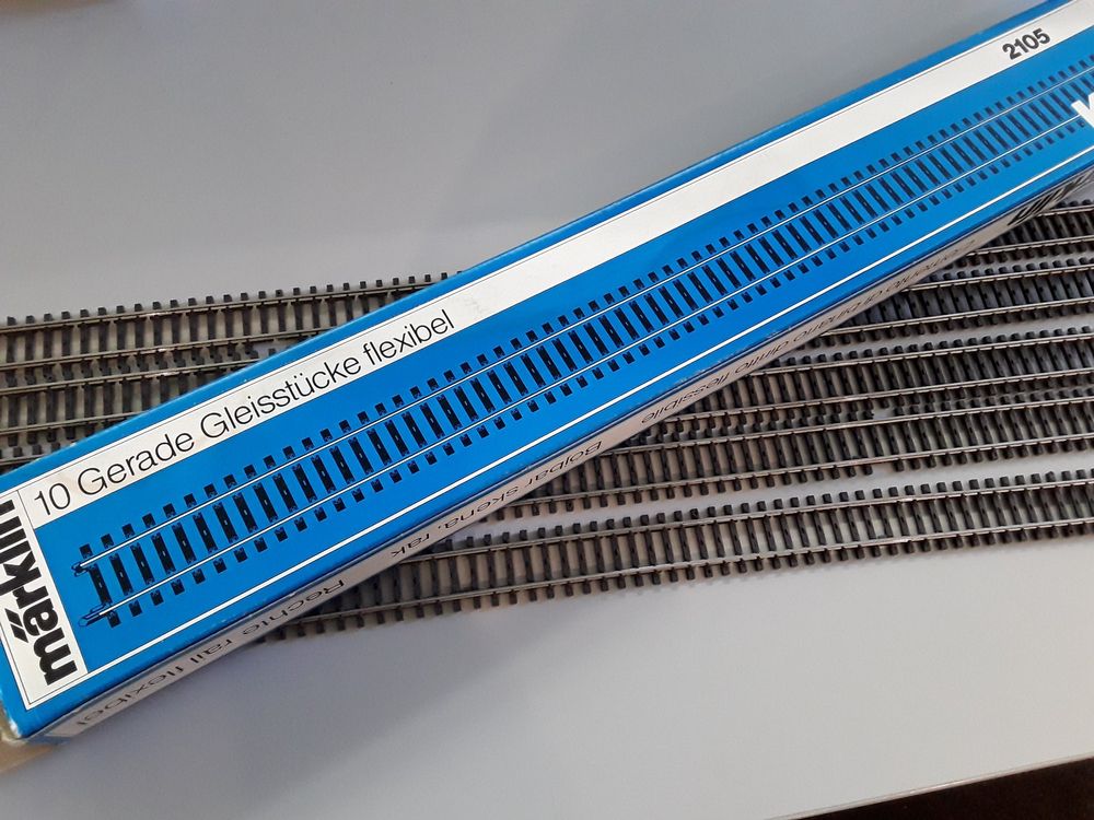 Elément de voie droit Märklin échelle Z, 25 mm | Maerklin FR