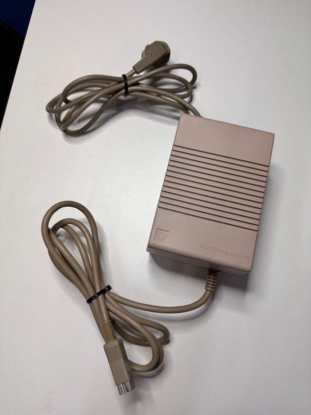 Commodore PC: Commodore A500/A600/A1200 Original Netzteil – Usato da Luven venduto da Eletto