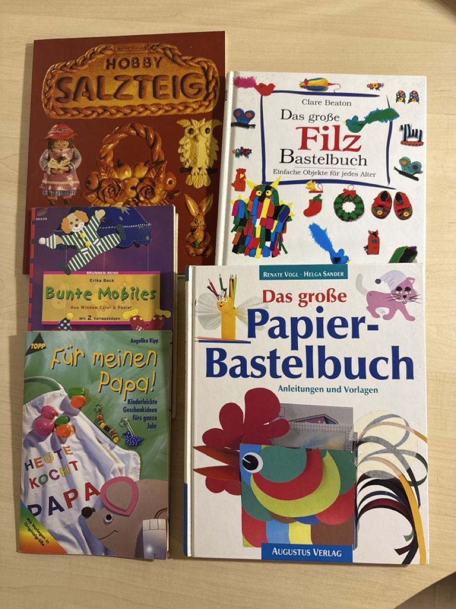 Bücher: 5 Bastelbücher – Gebraucht aus Suhr von Seri014