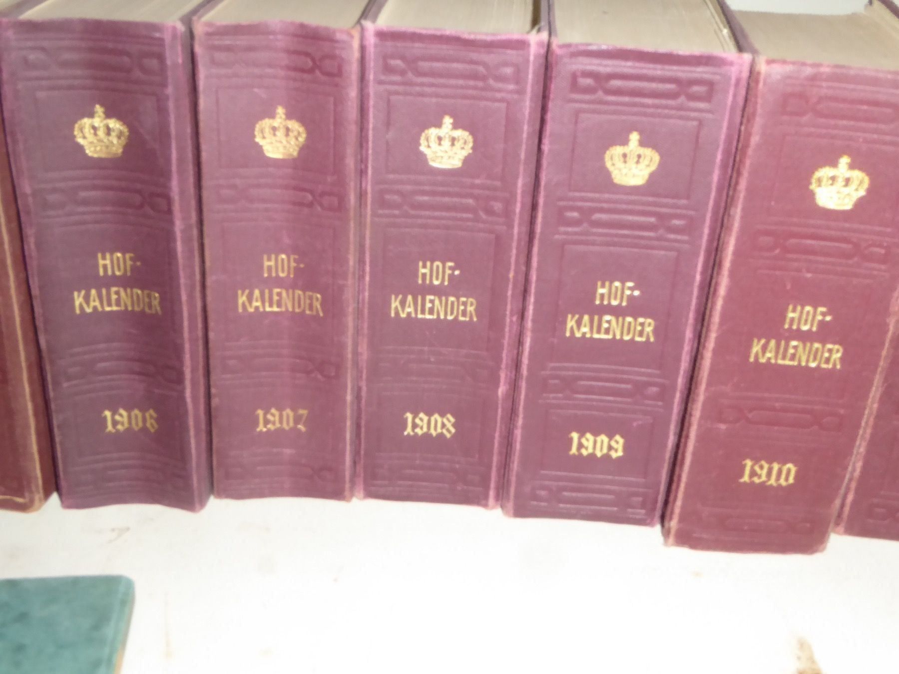 Libri: Gotha 1900 - 1928 Mehrbändig ca 28 Bände – Usato da Pfäffikon ZH venduto da Einarrolf 2