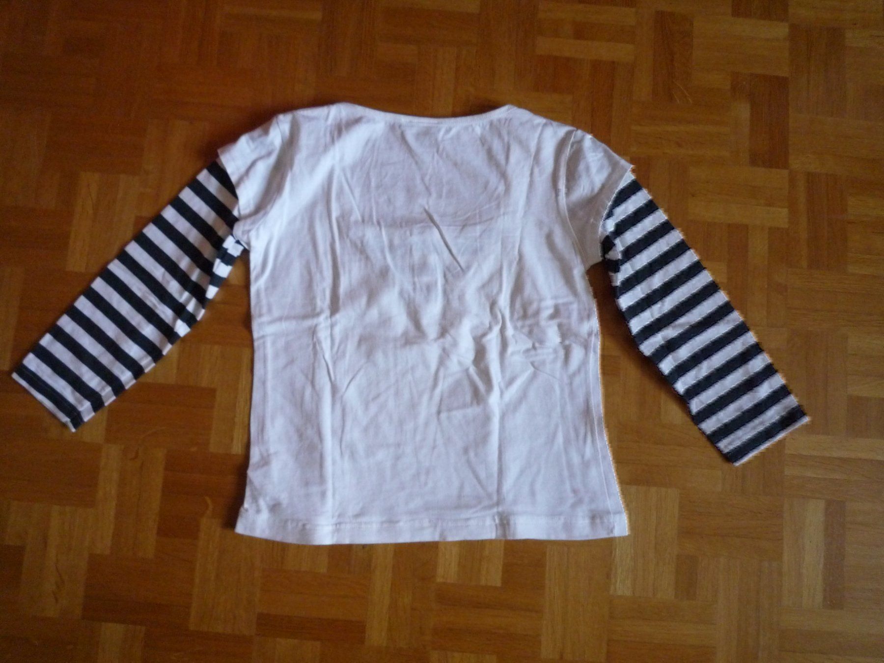 T-shirt: T-Shirt (2 in einem) – Usato da Rafz venduto da Sonnenblume305 1
