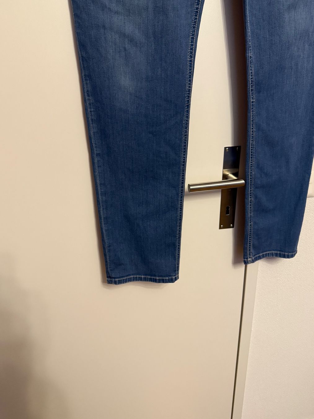 Jeans: Alberto Jeans - Regular Slim Fit - W38 L34 hellblau ! – Usato da Chur venduto da Hermes421 5