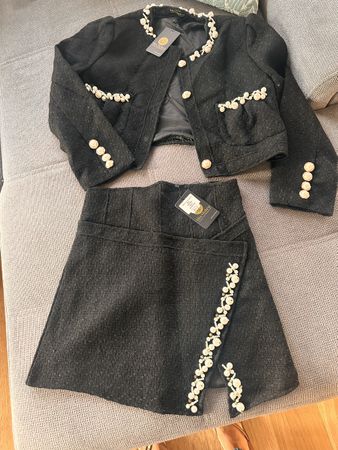 Blazer and Skirt with pearls 