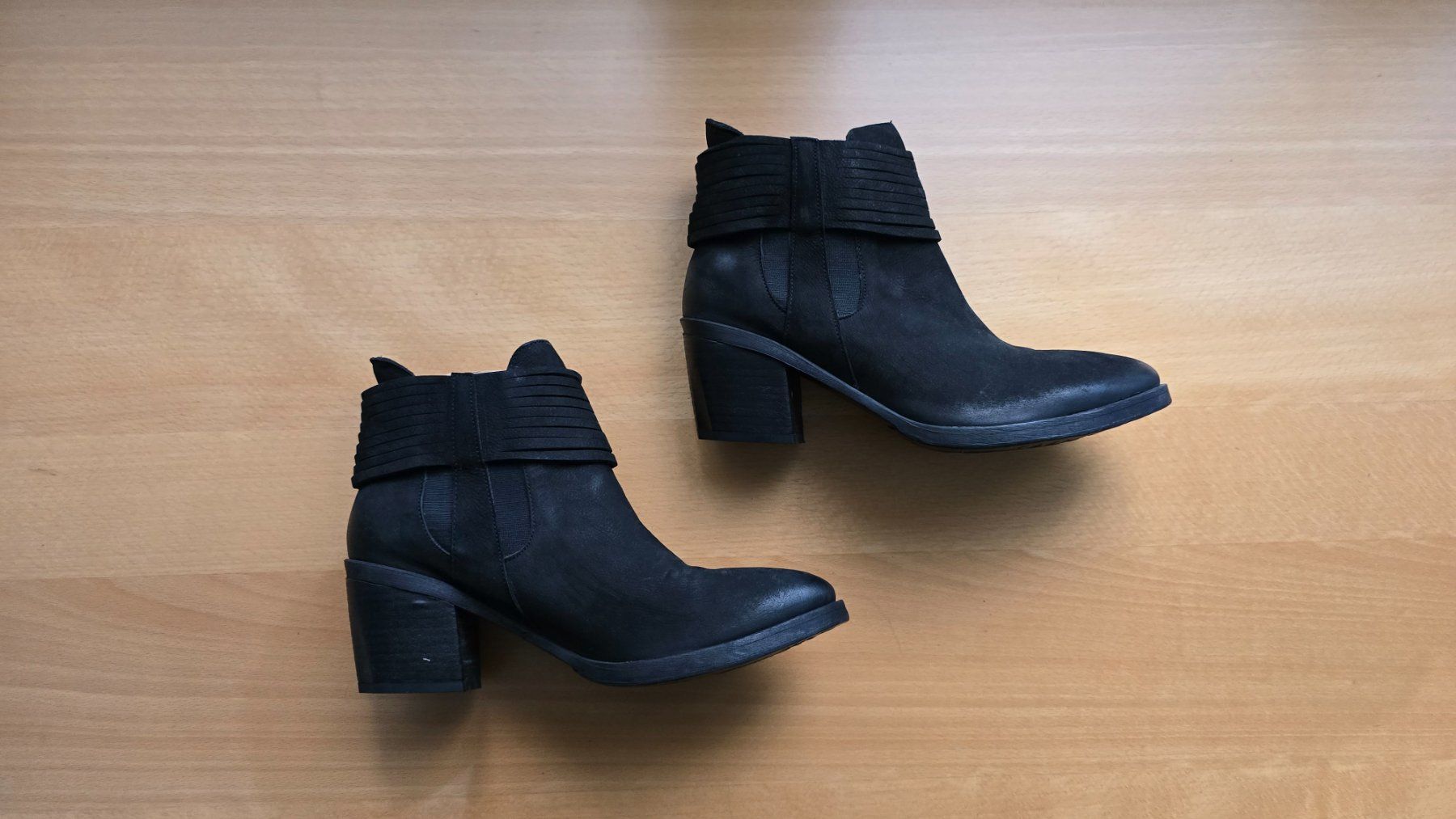 Damenschuhe: Bueno Shoes Leder Stiefeletten - 40 - – Neu (gemäss Beschreibung) aus Thalwil von VitaMini 2