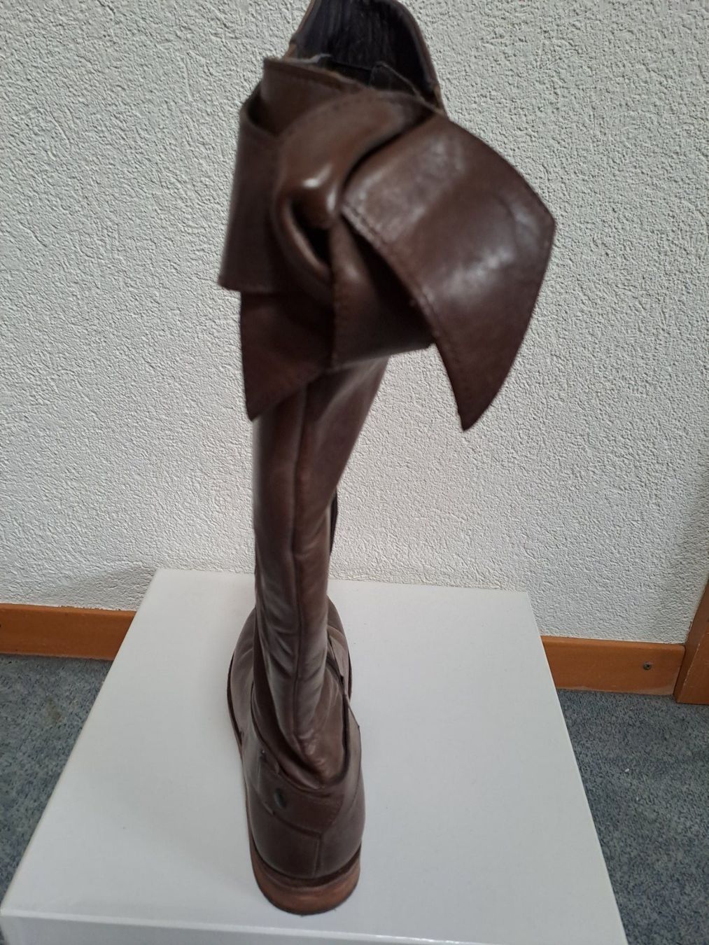 Scarpe da donna: Hochwertiger Lederstiefel, NP 499.--, Gr. 38.5 – Usato da Frauenfeld venduto da Andadaa 1
