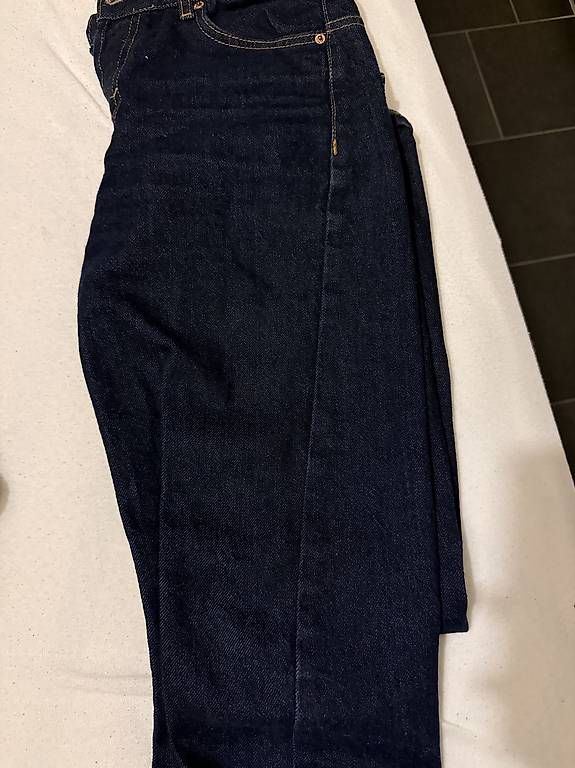 Jeans: Dark Denim   – Usato da Wetzikon ZH venduto da veysel71 2