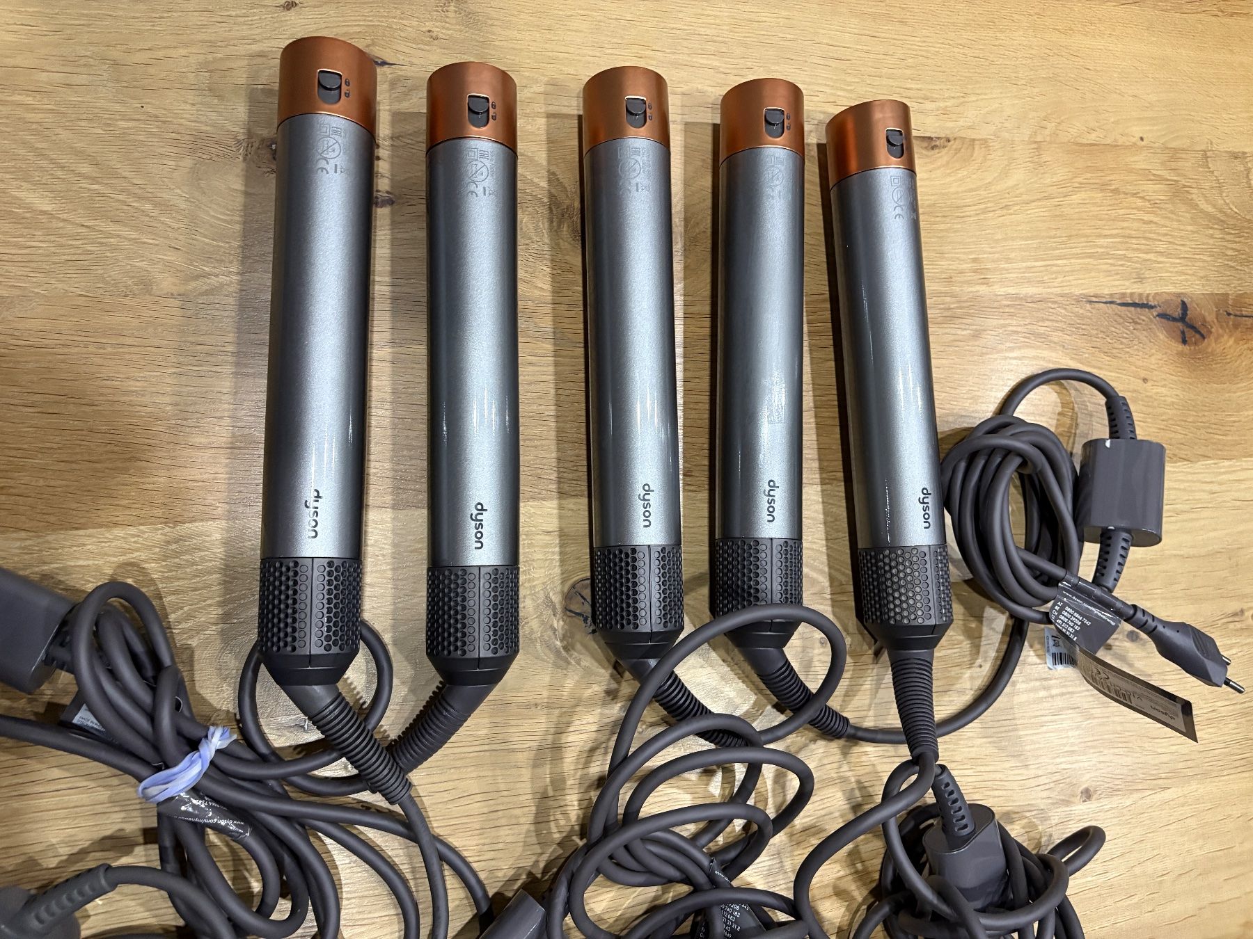 Dyson Asciugacapelli: Dyson Airwrap Multi-Styler HS05 – Difettoso da Lausen venduto da sen_jm7c 7