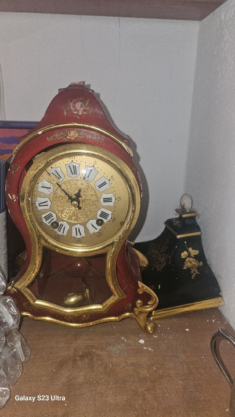 Orologi da terra & Orologi da parete: pendules Neuchâteloise. – Usato da Concise venduto da sib_wlz5 3