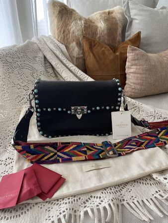 Valentino Tasche Damen schwarz mit Nieten neu