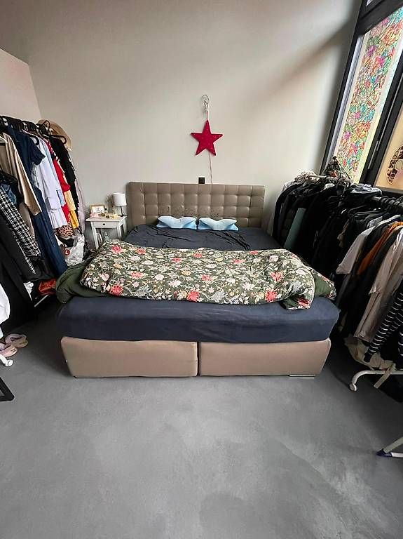 Betten: Boxspringbett 180x200 – Gebraucht aus sennwald von pablo.93