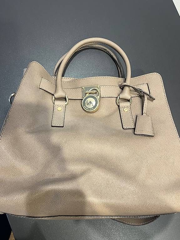Michael Kors Taschen für Damen: Michael Kors Tasche – Gebraucht aus Wabern von mel_tg52