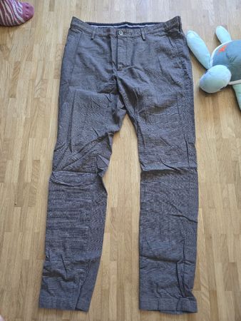 Pantalon Massimo Dutti Slim Fit, taille 34, impeccable!