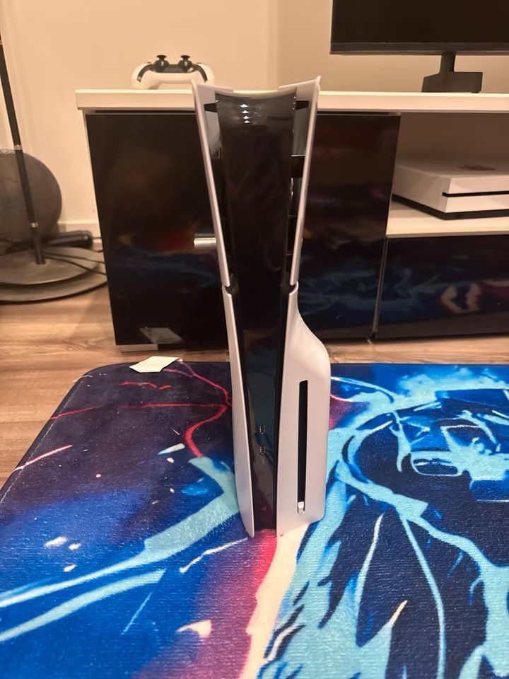 Sony Consoles: PS5 Disc Edition mit 3 Spielen – D'occasion à Schmerikon par Danloe 1