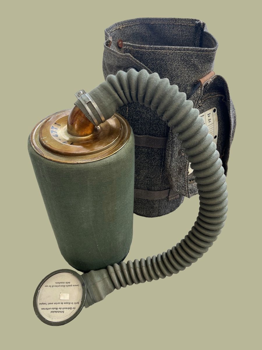 Altro in Antiquarato & Arte: Masque à Gaz Cheval Militaire WW2 – Usato da Bellevue venduto da Belafer 9