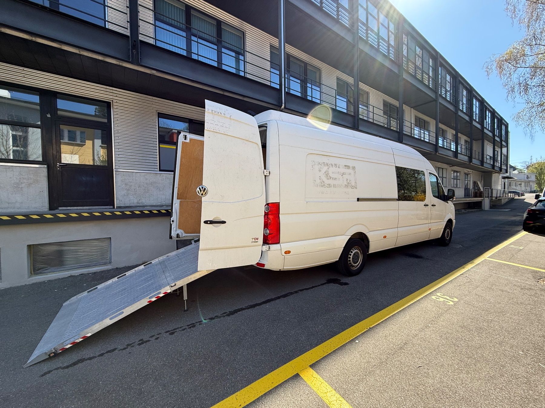 VW Veicoli commerciali: Vw Crafter 2.0TDi Lang+Hochversion – Usato da Zürich venduto da BESALE2015 6