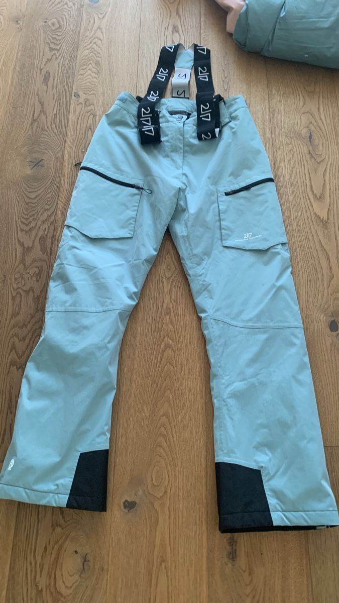 2117 Completi & Tailleur: Skianzug 2117 - 3 teilig – Usato da Ried-Brig venduto da Feuerhut 2