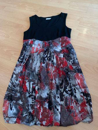 Jolie robe Jacqueline Riu taille 38 CH