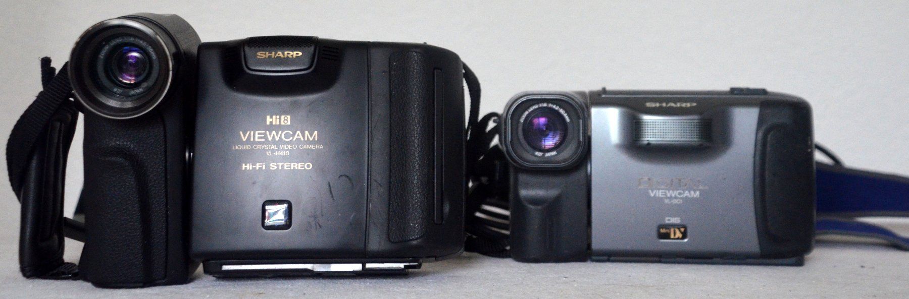 Sharp Videocamere: Sharp  Hi8  + MiniDV  Camcorder / caméscope – Nuovo e nell'imballaggio originale da Collonges venduto da arashee 3