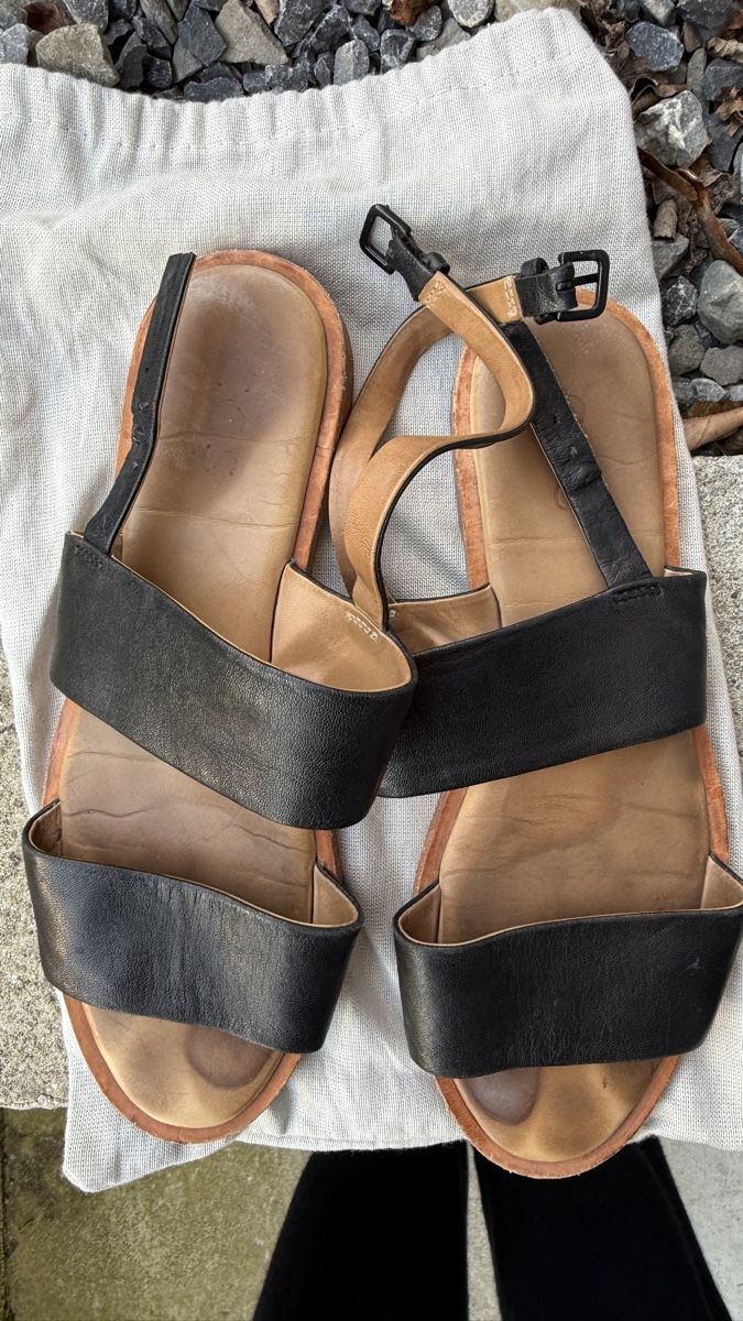 Cos Scarpe da donna: COS Summer Leather Sandals, Size 8.5, EU 40! – Usato da zug venduto da Inaar 1