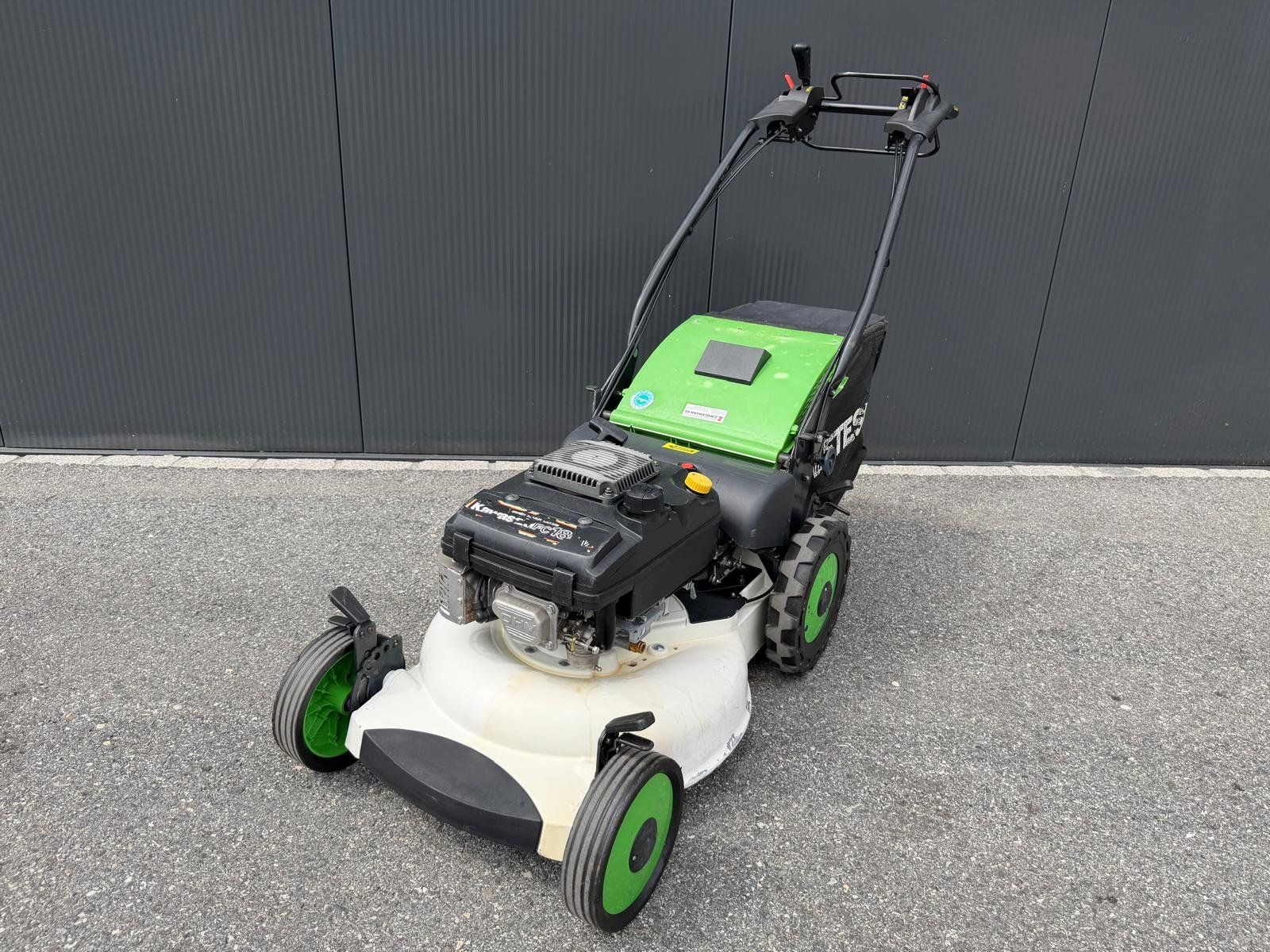 Tondeuses à gazon: Etesia Rasenmäher PRO 53 LKX – D'occasion à DomatEms par ZimmermannAG7013 1