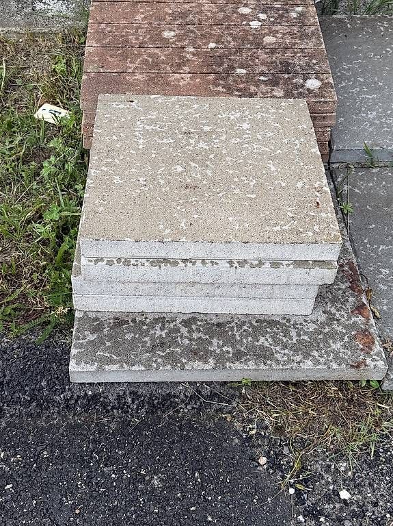 Rivestimenti per pavimenti: Dalles – Usato da Bussy FR venduto da joa_lv87 1