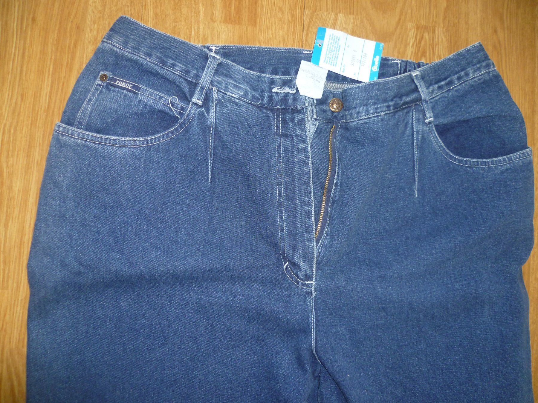 Jeans: Jeans – Gebraucht aus Bargen BE von angel611 1