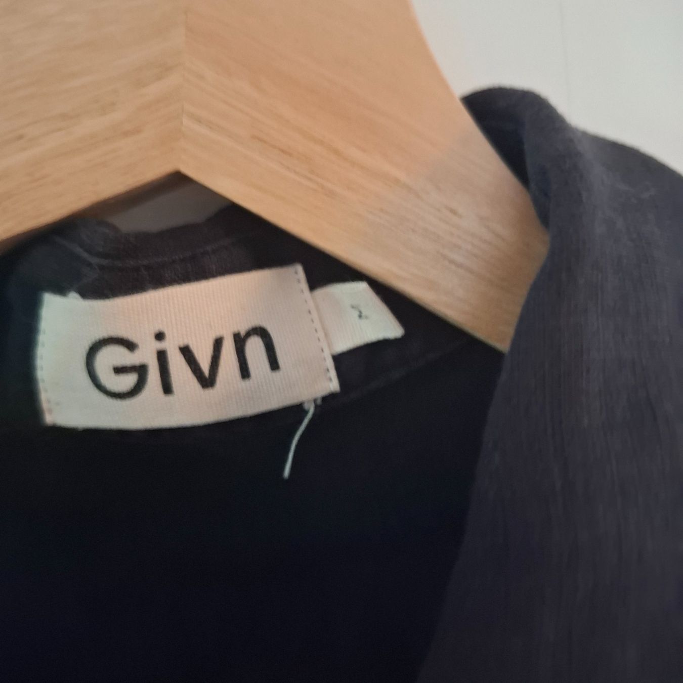 Camicette: Givn Ekolabel Leinenbluse – Usato da Zürich venduto da hthorn 1