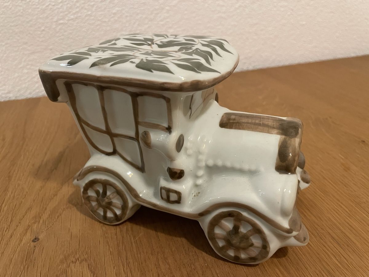 Spardosen: Sparkässeli „Vintage-Auto“ – Neu (gemäss Beschreibung) aus Herisau von Daisy8613
