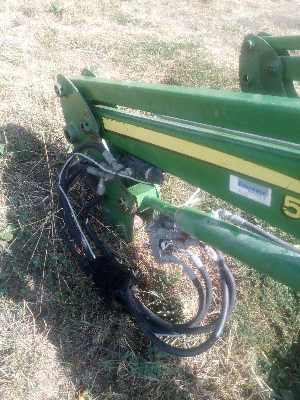Tutte le macchine: Frontlader John Deere 533 – Usato da Rüttenen venduto da Dart4 3