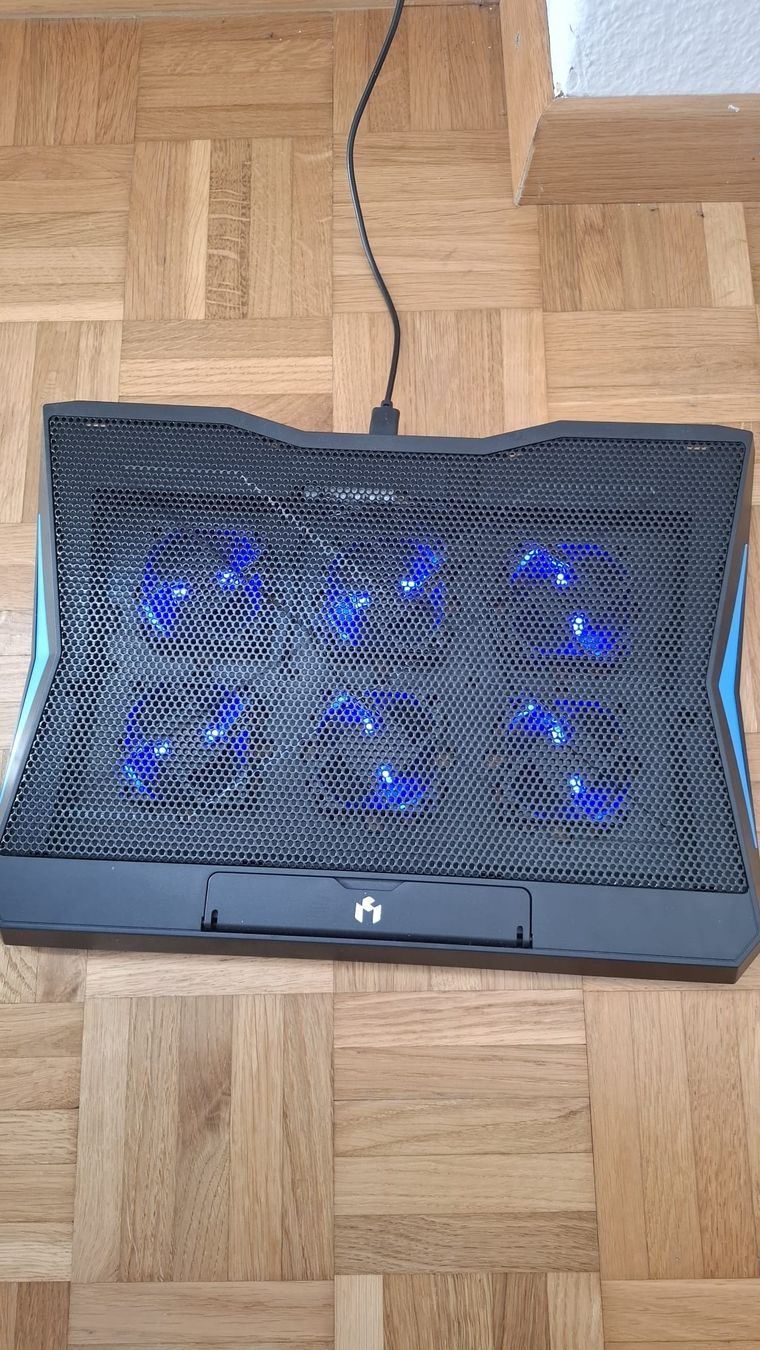 Ventilateurs: laptop cooler  – D'occasion à Meggen par ziyaince40 1