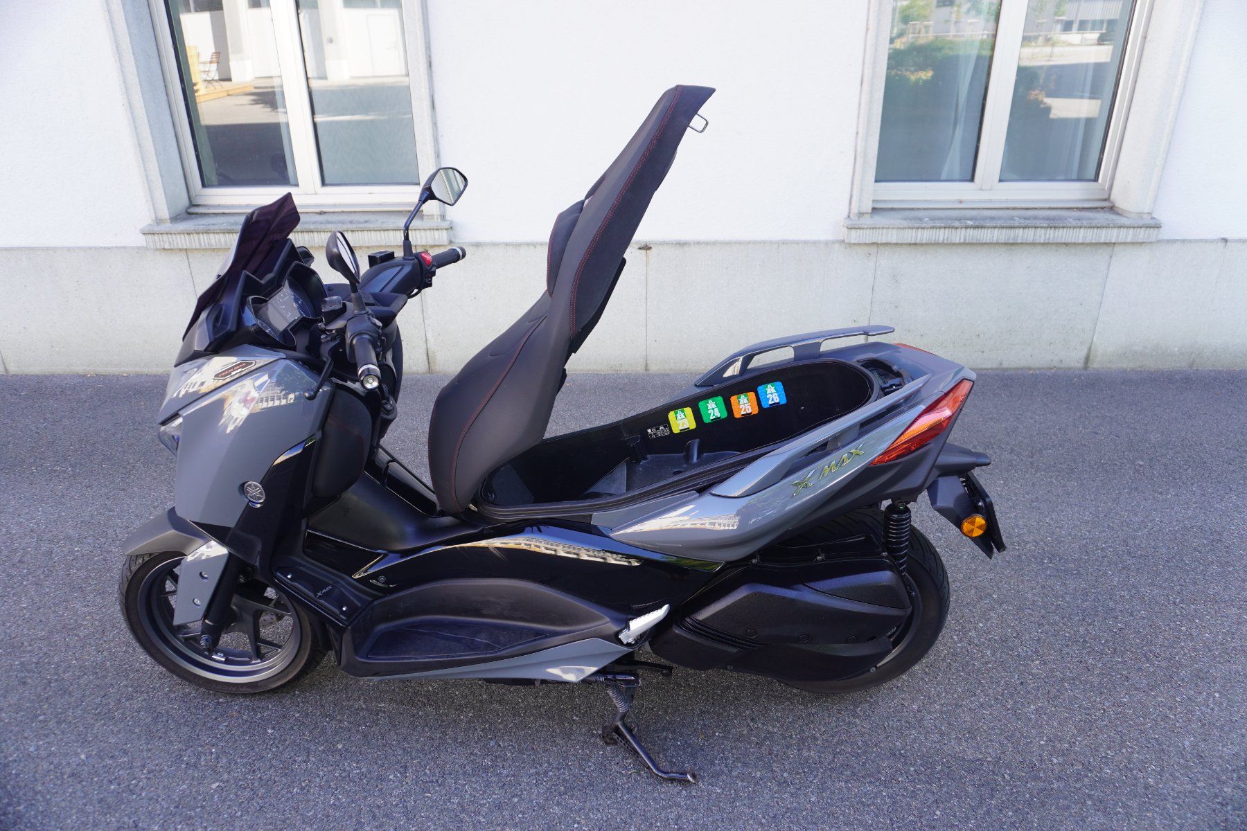 Yamaha Scooter: Yamaha X-MAX Tech MAX 300 – Usato da Winterthur venduto da she22i 6