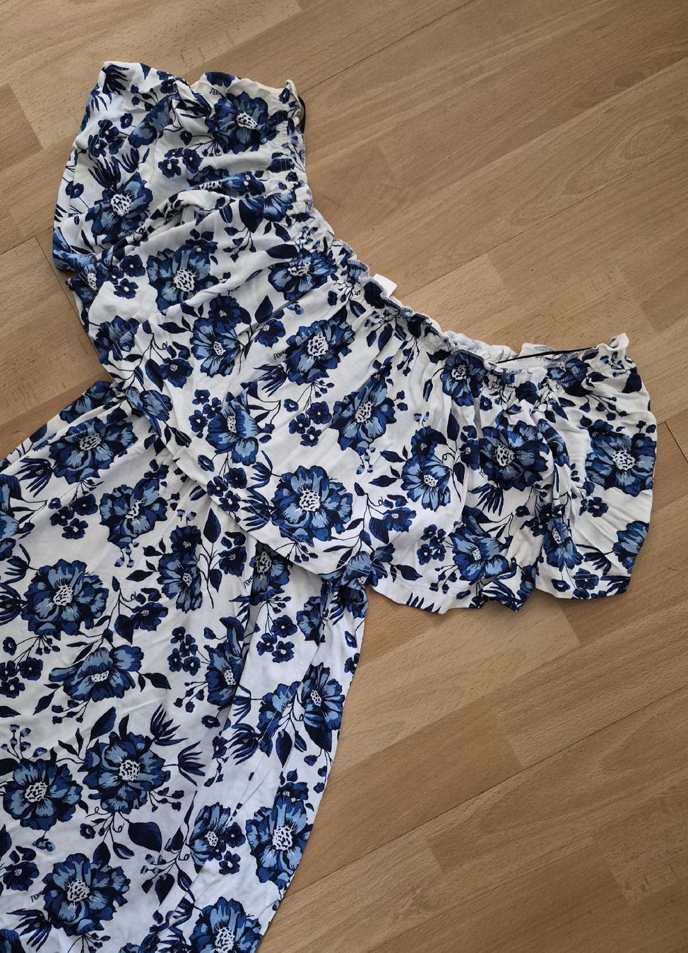 H&M Vestiti: H&M Maxikleid Blumen Weiss Blau Gr. 38 – Usato da Naters venduto da Monika-K