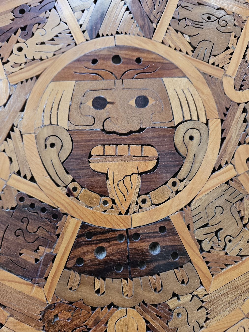 Foto & Immagini: Holz Kunst  Bild mit Maya Kalender Design, Durchmesser 80cm – Usato da Anwil venduto da tamoos 4