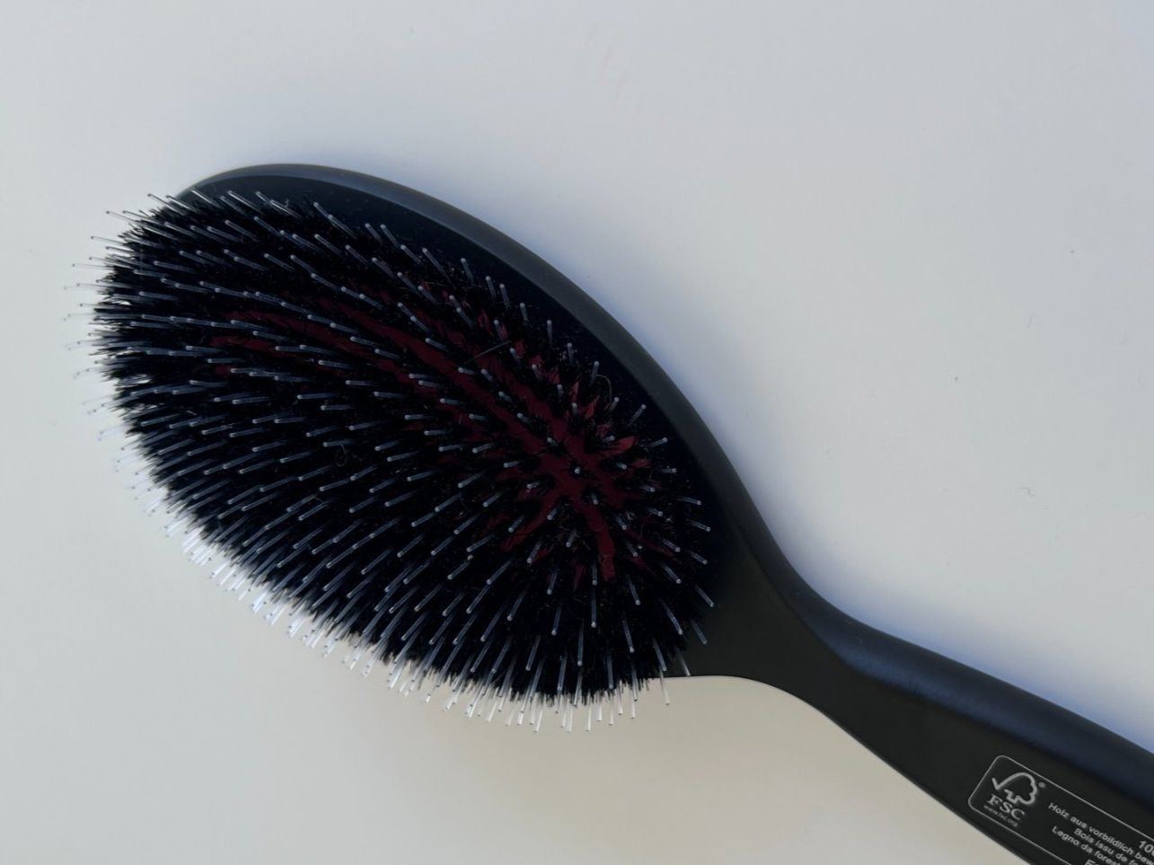 Braun Autres soins des cheveux: Edi Baur Haarbürste – D'occasion à St. Gallen par look-twice 1
